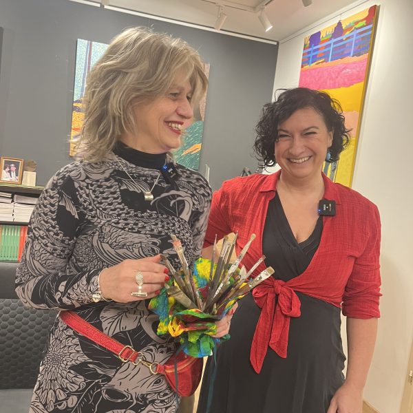 Radák Eszter, a „Csend színes világa” kiállítása megnyitójának videója.